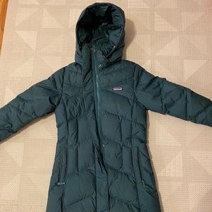 Patagonia XS Women’s Down With It Parka